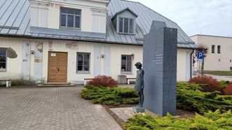 A Monument for the Jews of Shedwa