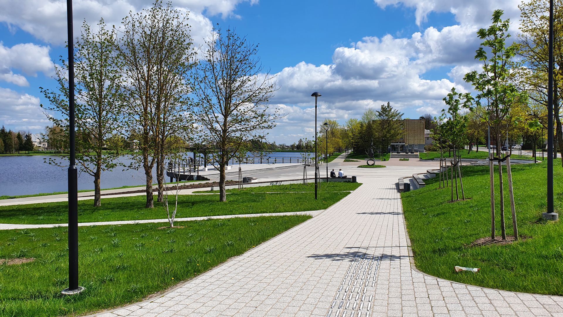 Širvintos Pond Square