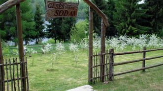 Gesė Cherry Garden