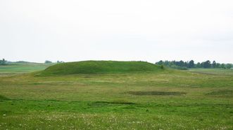 Kampiniai Mound