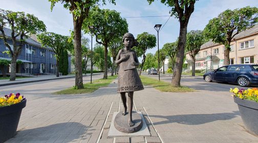 Monument to Lithuanian Language