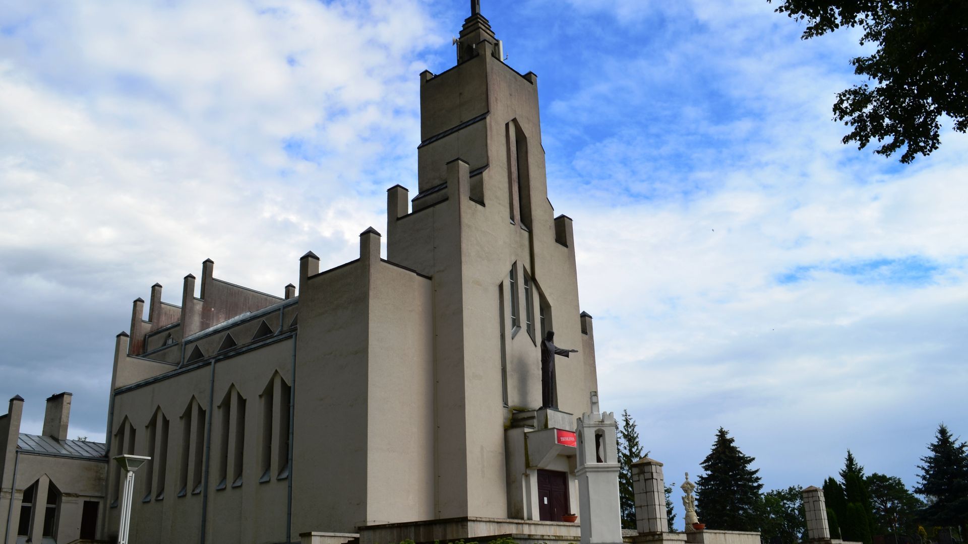Truskavos Šv. Dvasios bažnyčia