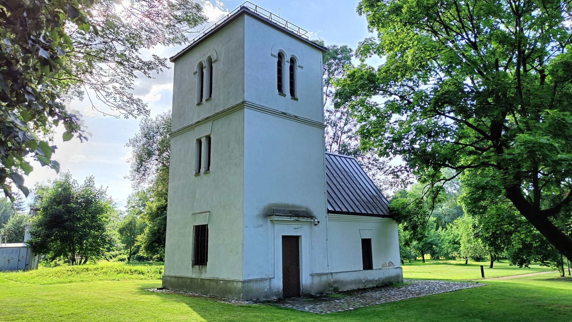 Gelgaudiškis Manor Water Supply Tower and Carillons