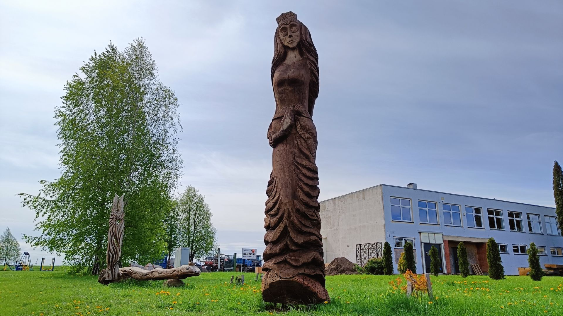 Sculpture Eglė the Queen of Grass-Snakes