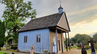Vilkėnas Cemetery Chapel
