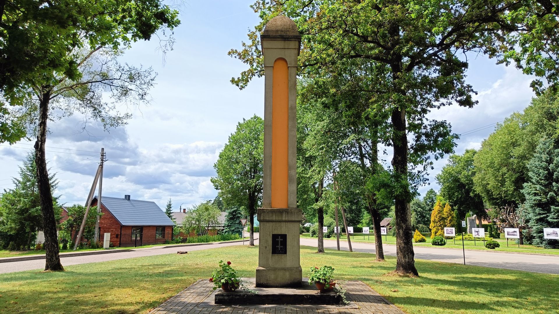 Monument to Lithuanian Independence