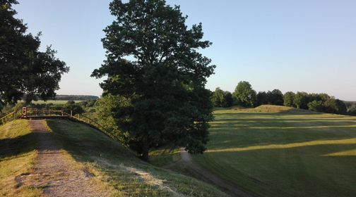 Bakainių piliakalnis