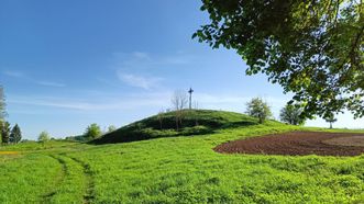Riečiai Mound