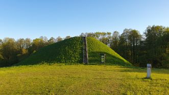 Poteronys Mound