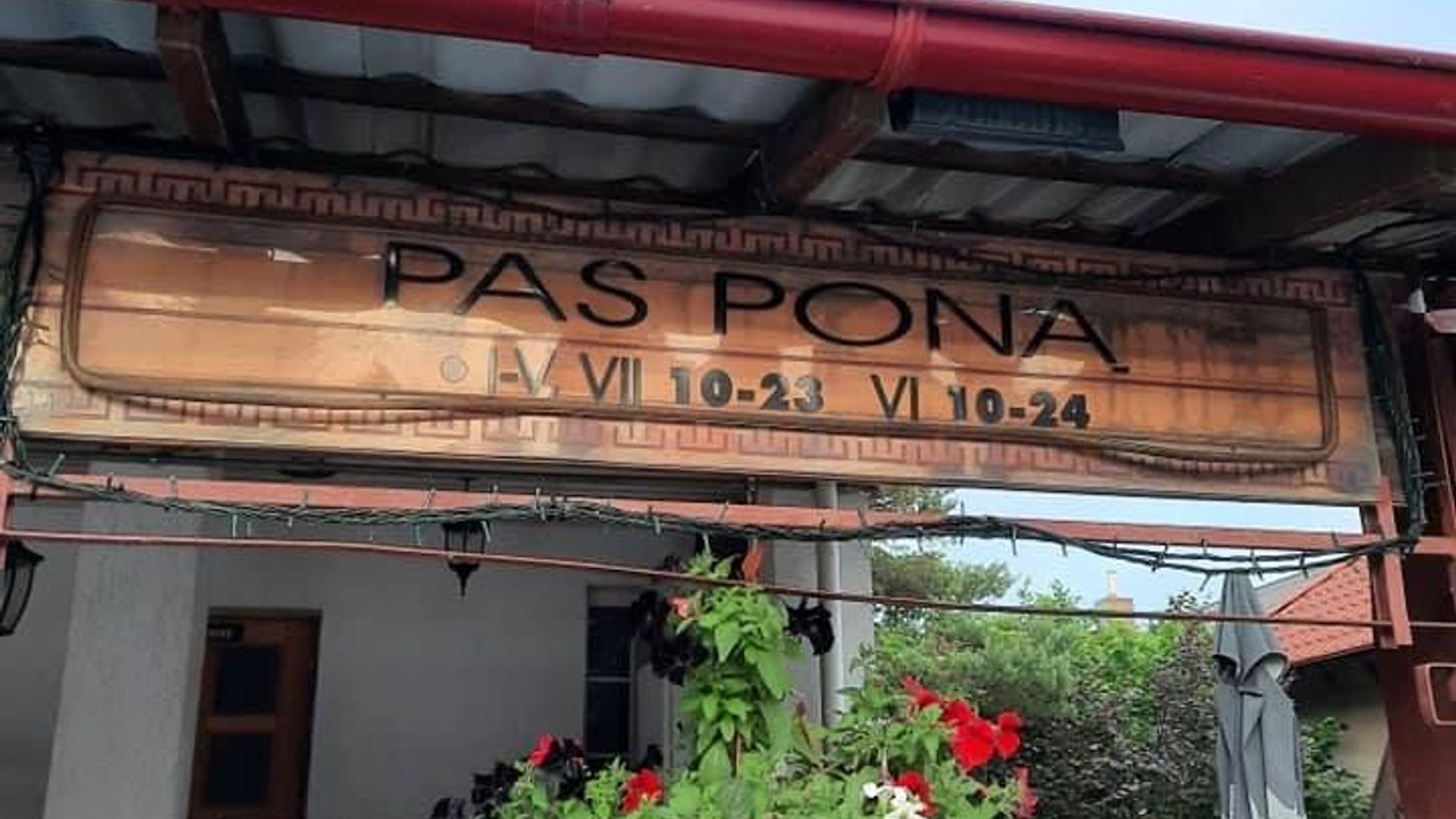 Cafe Pas poną