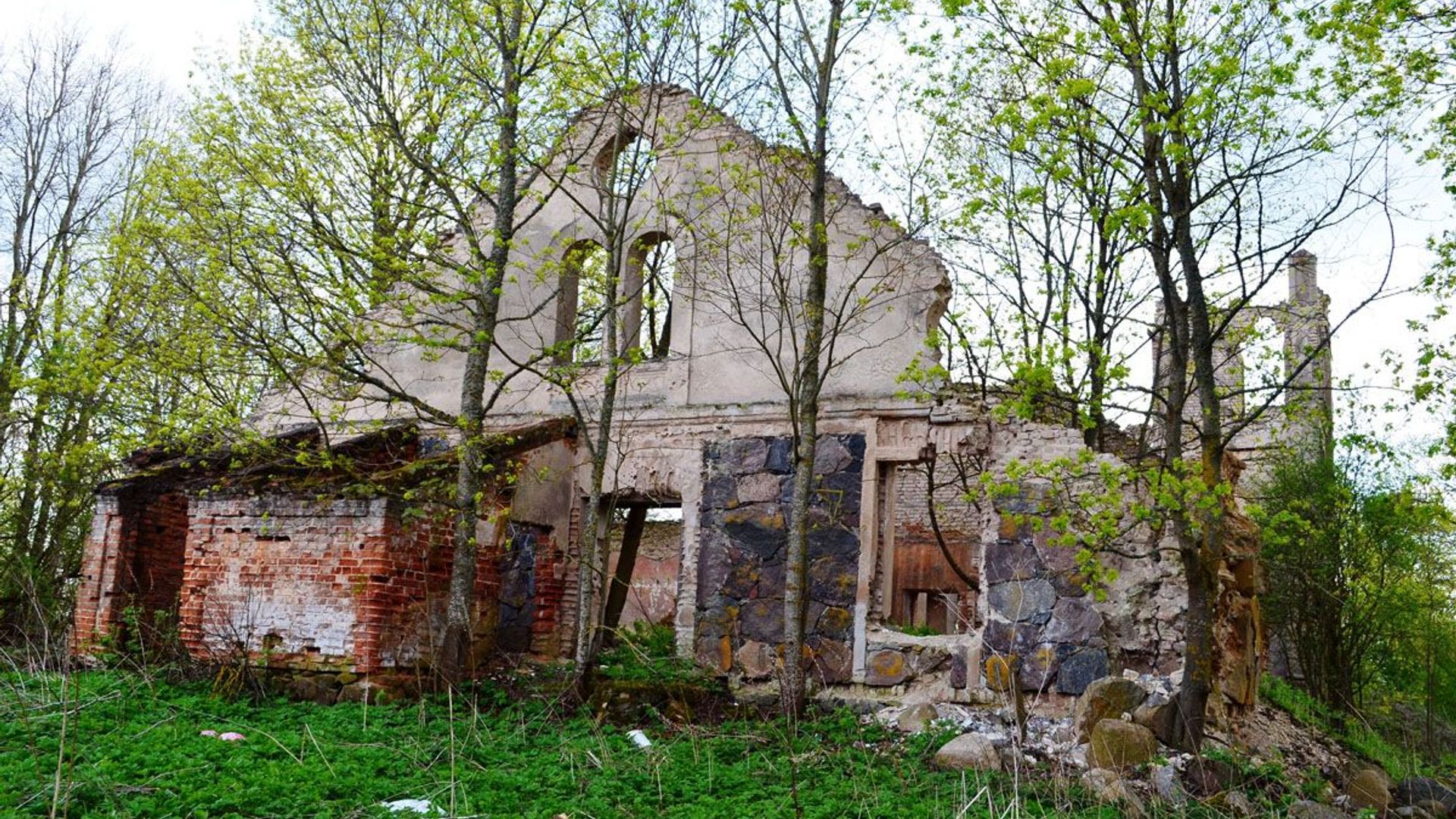 Ruins of Aukštadvaris Manor