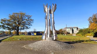 Freedom Monument Baladė