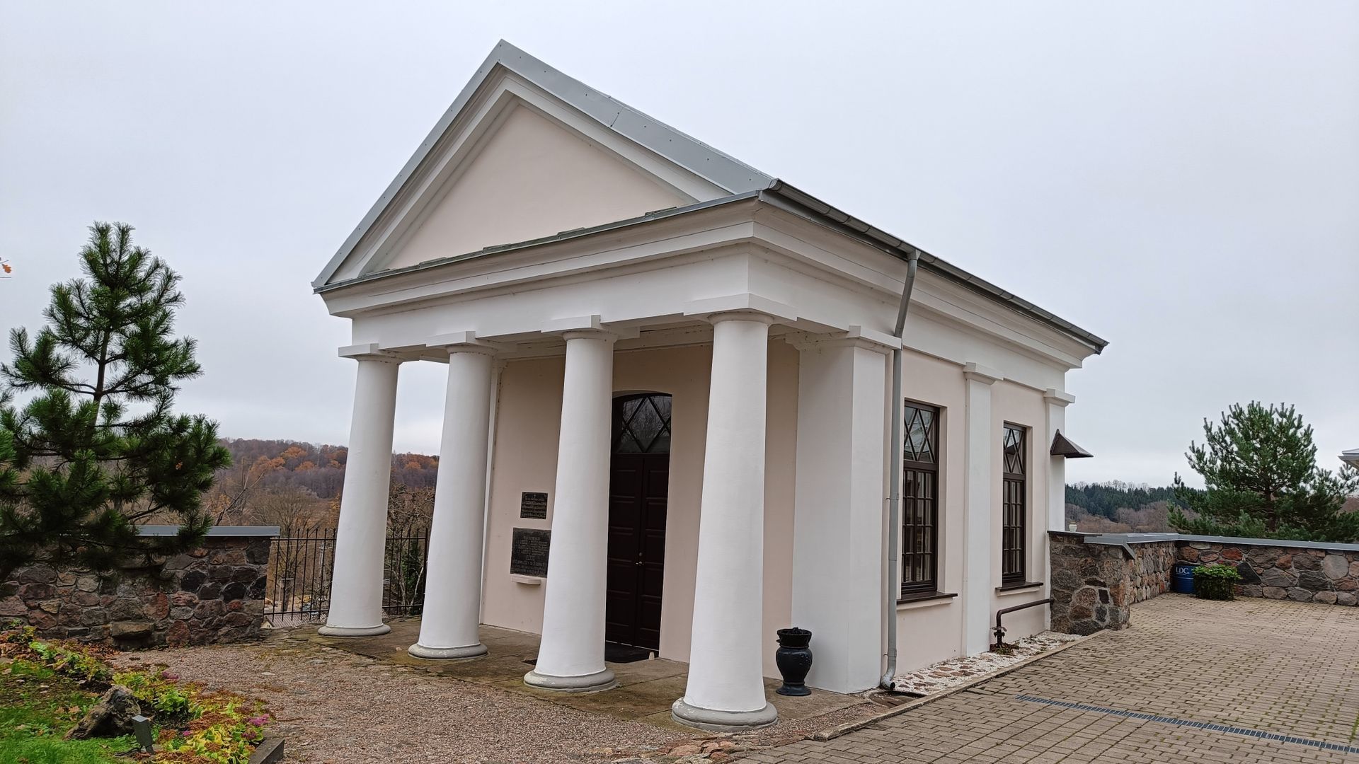 Gargždai Church Chapel-Mausoleum