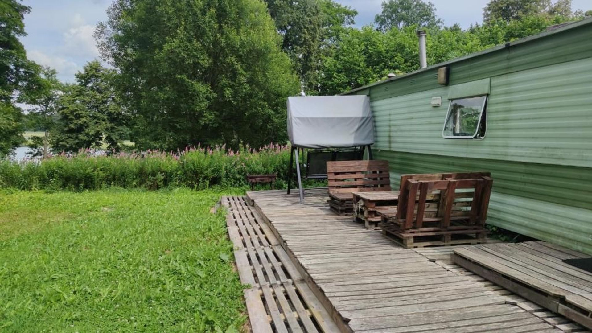 Luodžiai Manor Campsite