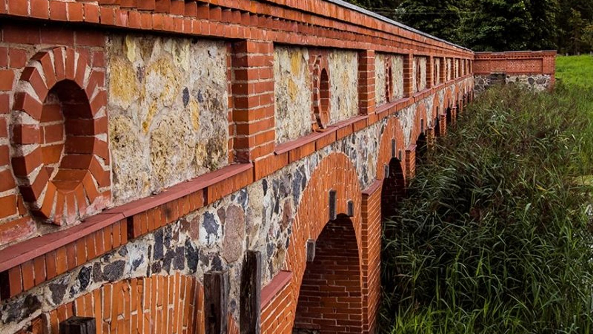 Astravas Old Dam