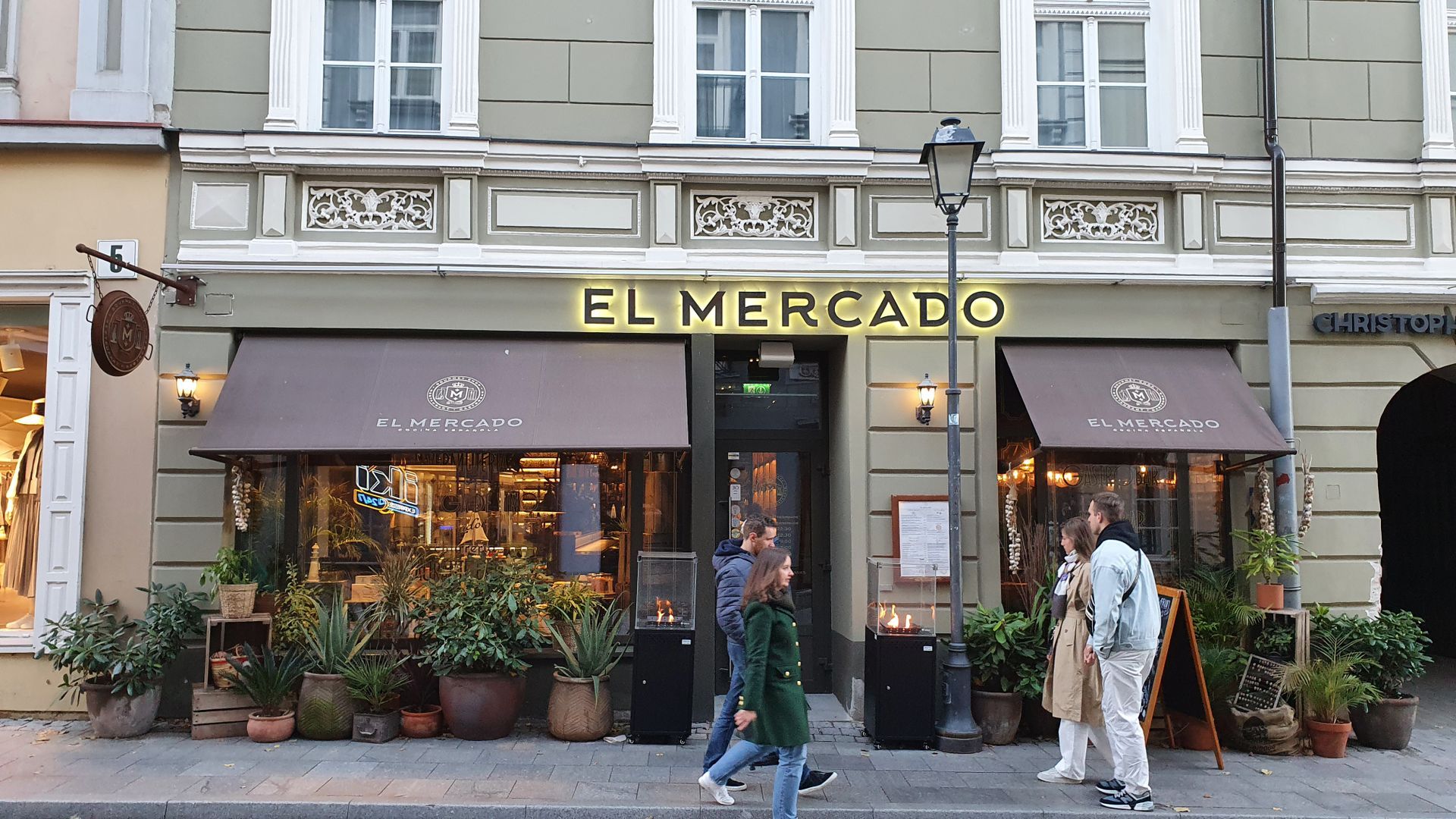 El Mercado