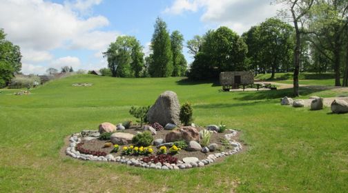 Former Pandėlys Manor Park