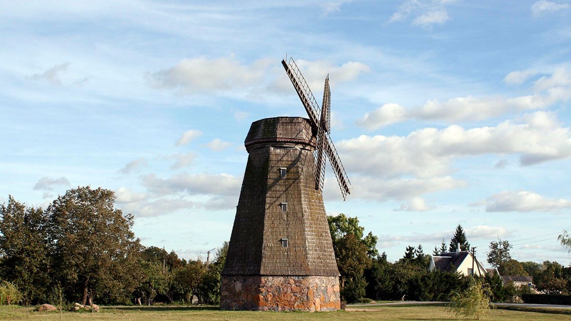 Stačiūnai Windmill