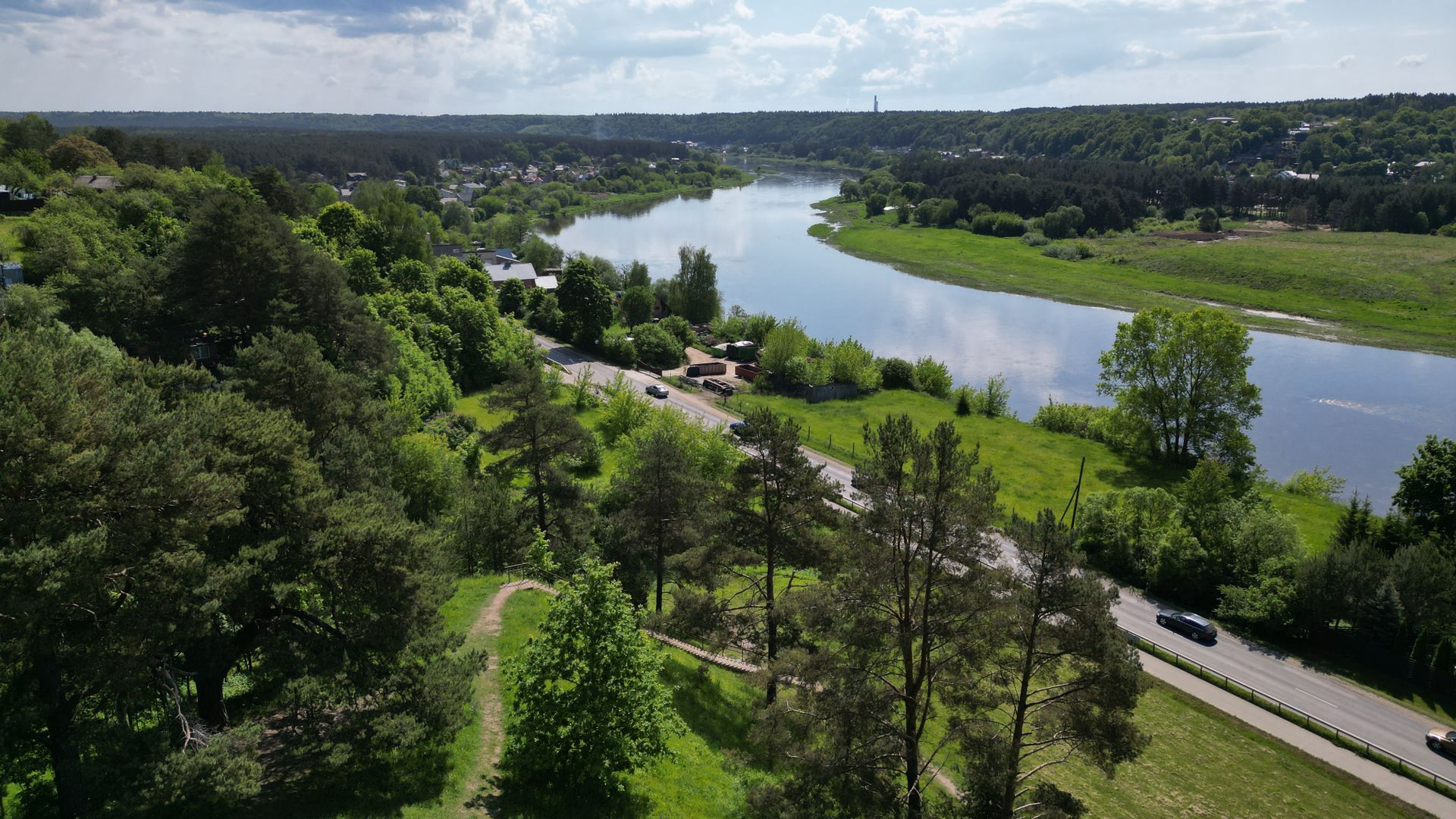 Lentainių piliakalnis