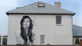 Mural Woman