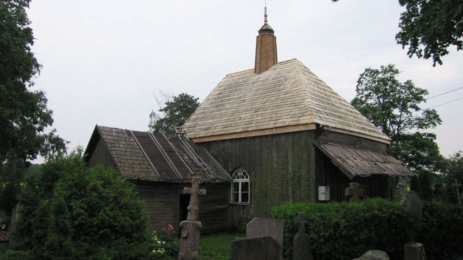 Jakiškių Šv. Ignaco kapinių koplyčia