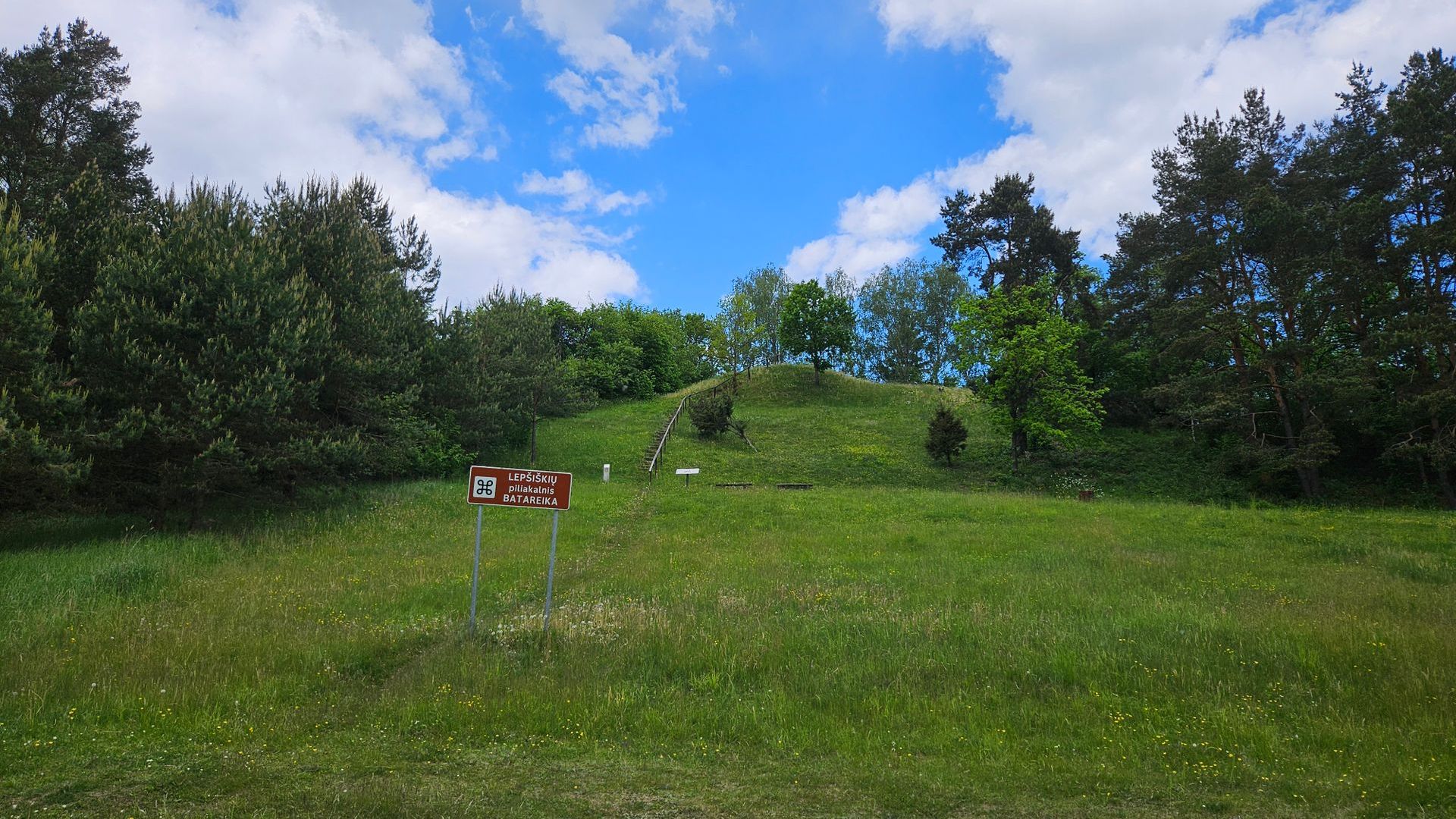 Lepšiškiai Mound