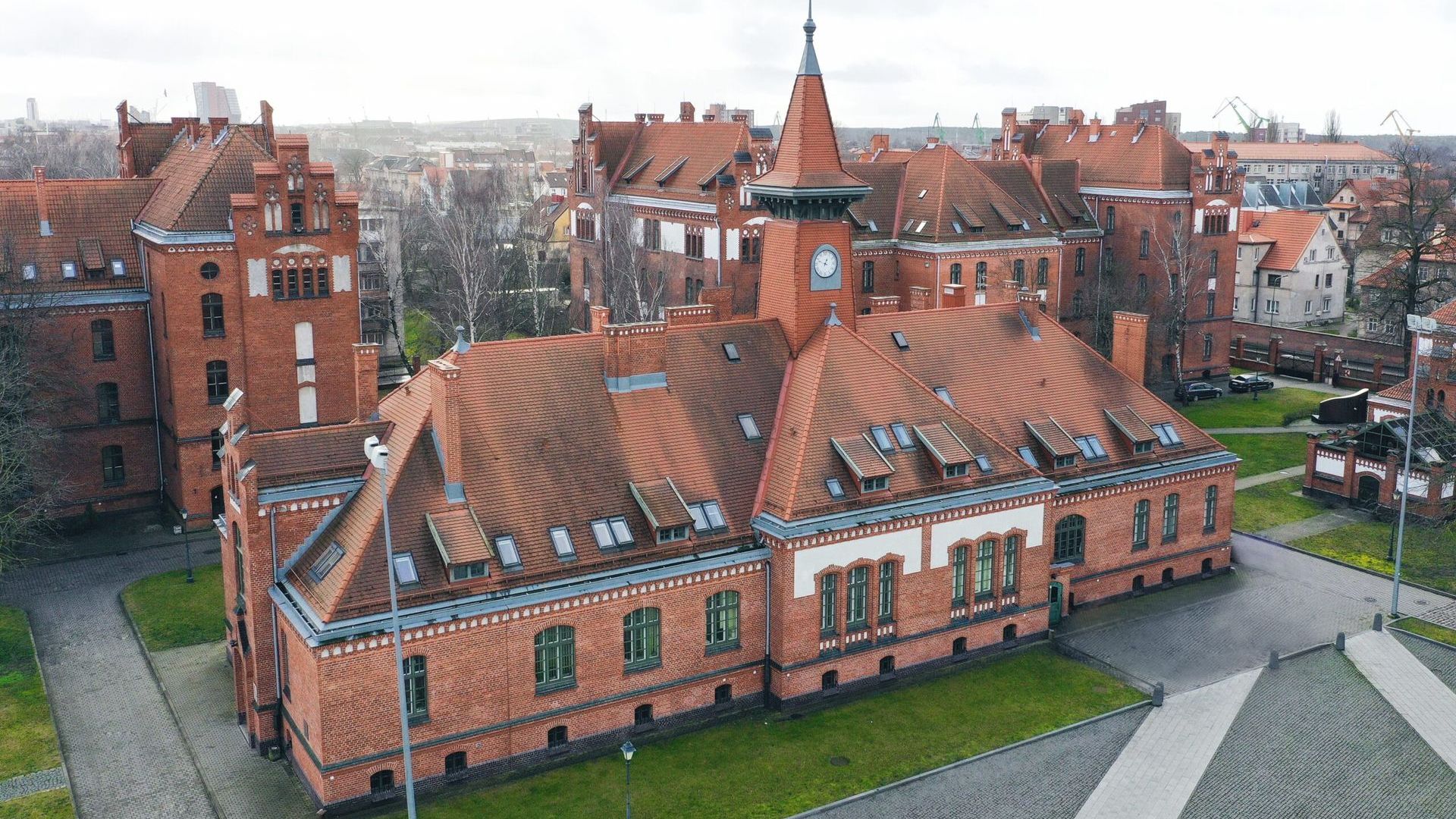 Klaipėdos universiteto pastatų kompleksas