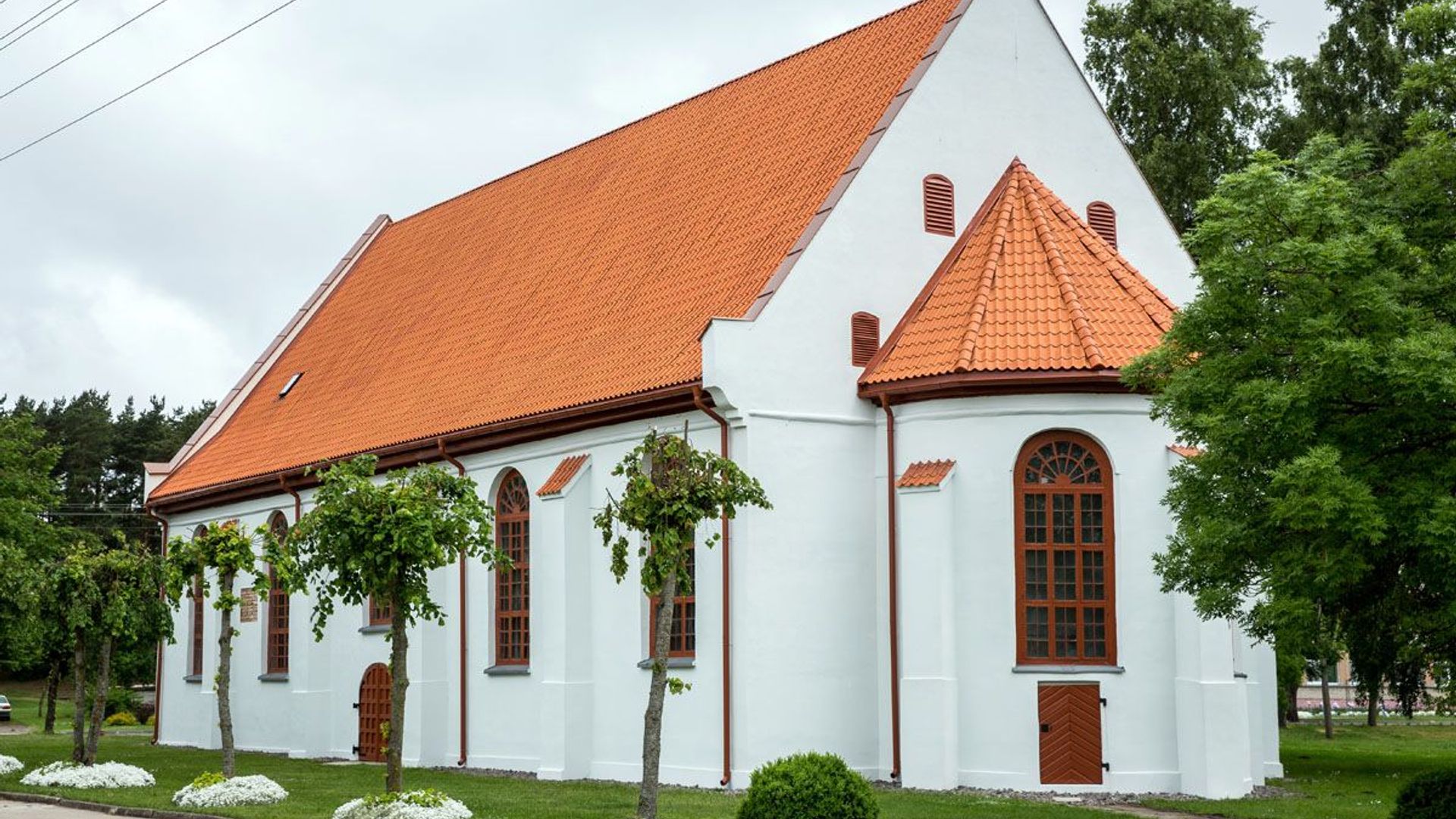 Kintų Nukryžiuotojo Jėzaus evangelikų liuteronų bažnyčia