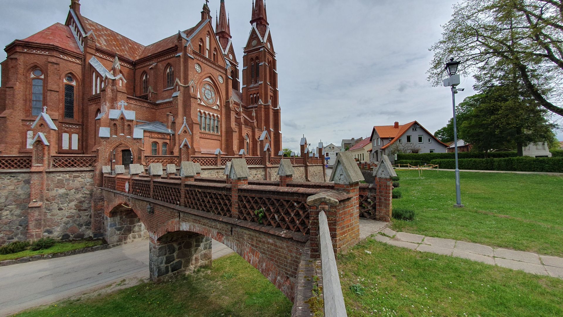 Švėkšnos bažnyčios viadukas