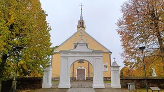 Viduklė St. Cross Church