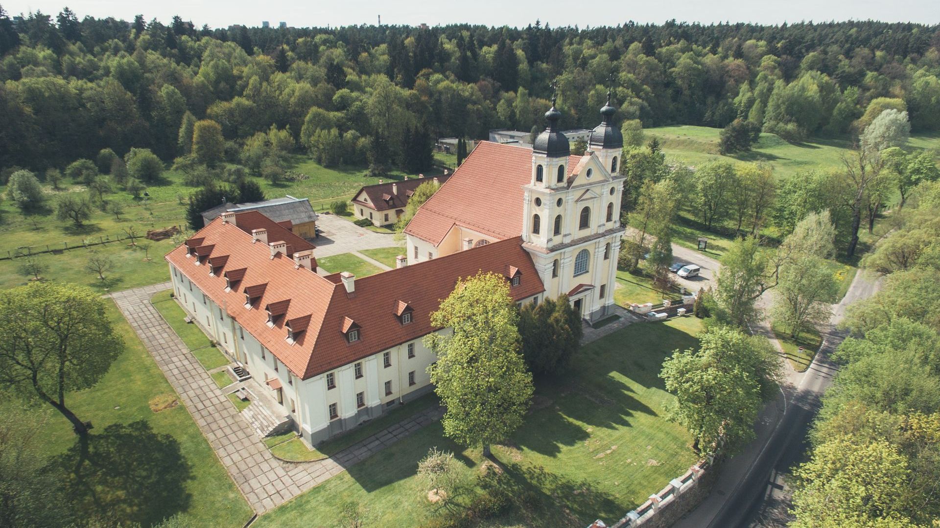 Vilniaus Švč. Trejybės (Trinapolio) bažnyčia ir trinitorių vienuolynas