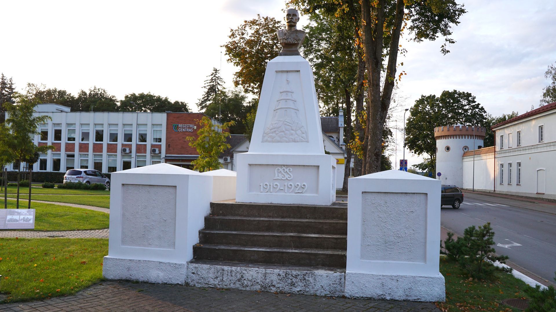 Monument to Vladas Putvinskis