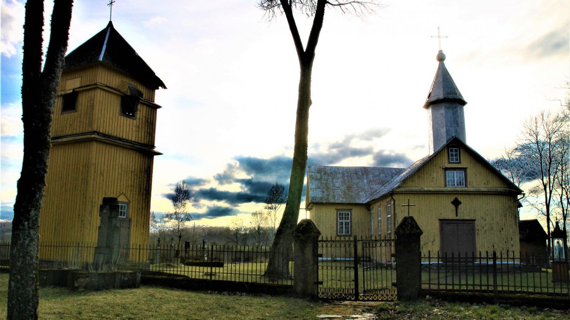 Duokiškis St. Anne Church