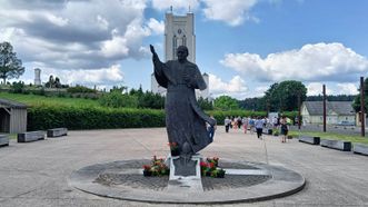 Monument to Pope John Paul II