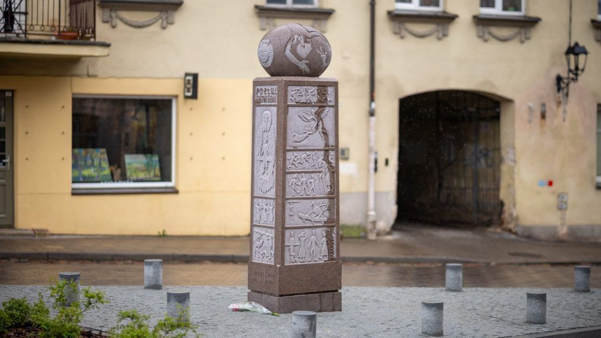 Sculpture Obelisk of Užupis