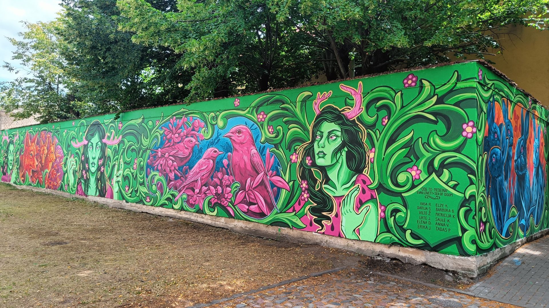 Mural Ode to Medeina