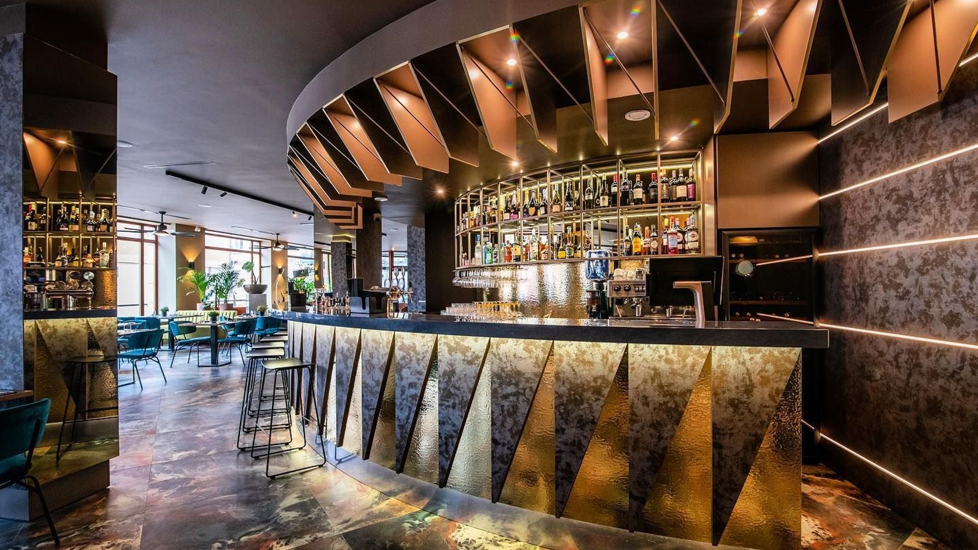Restaurant City Port