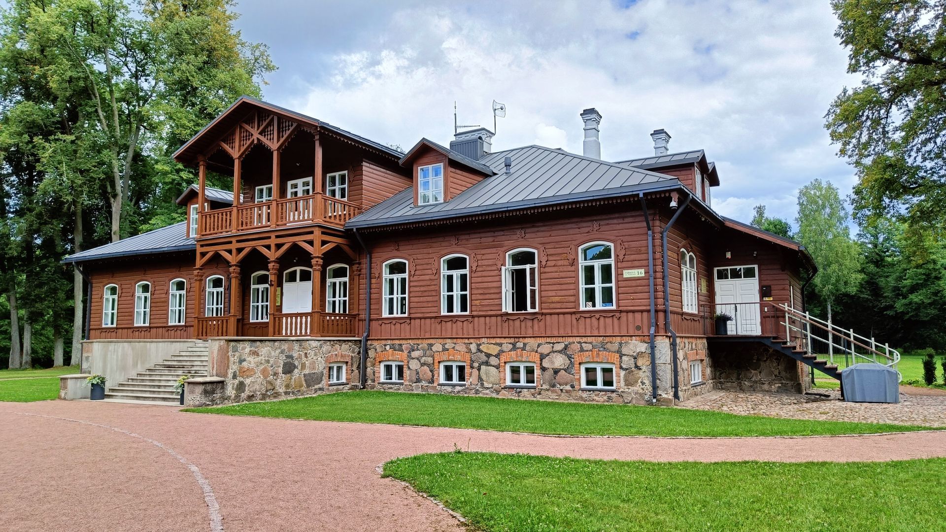 Vilkiškės Manor