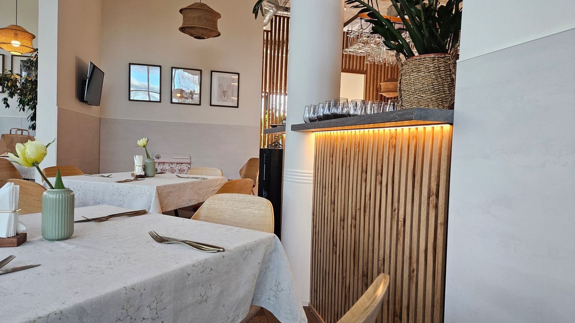 Family restaurant