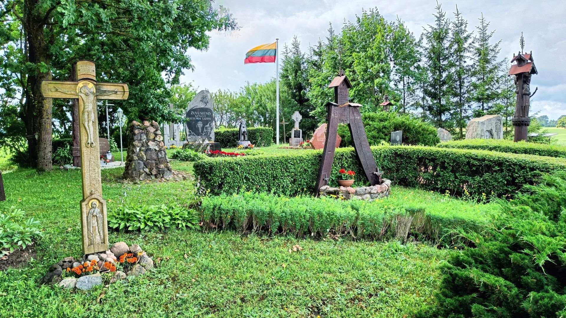 Veiveriai Chapel