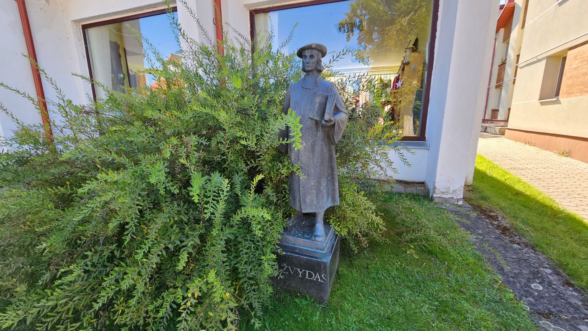 Monument to Martynas Mažvydas