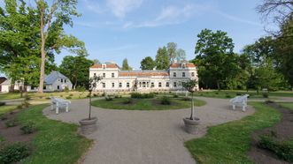 Zypliai Manor