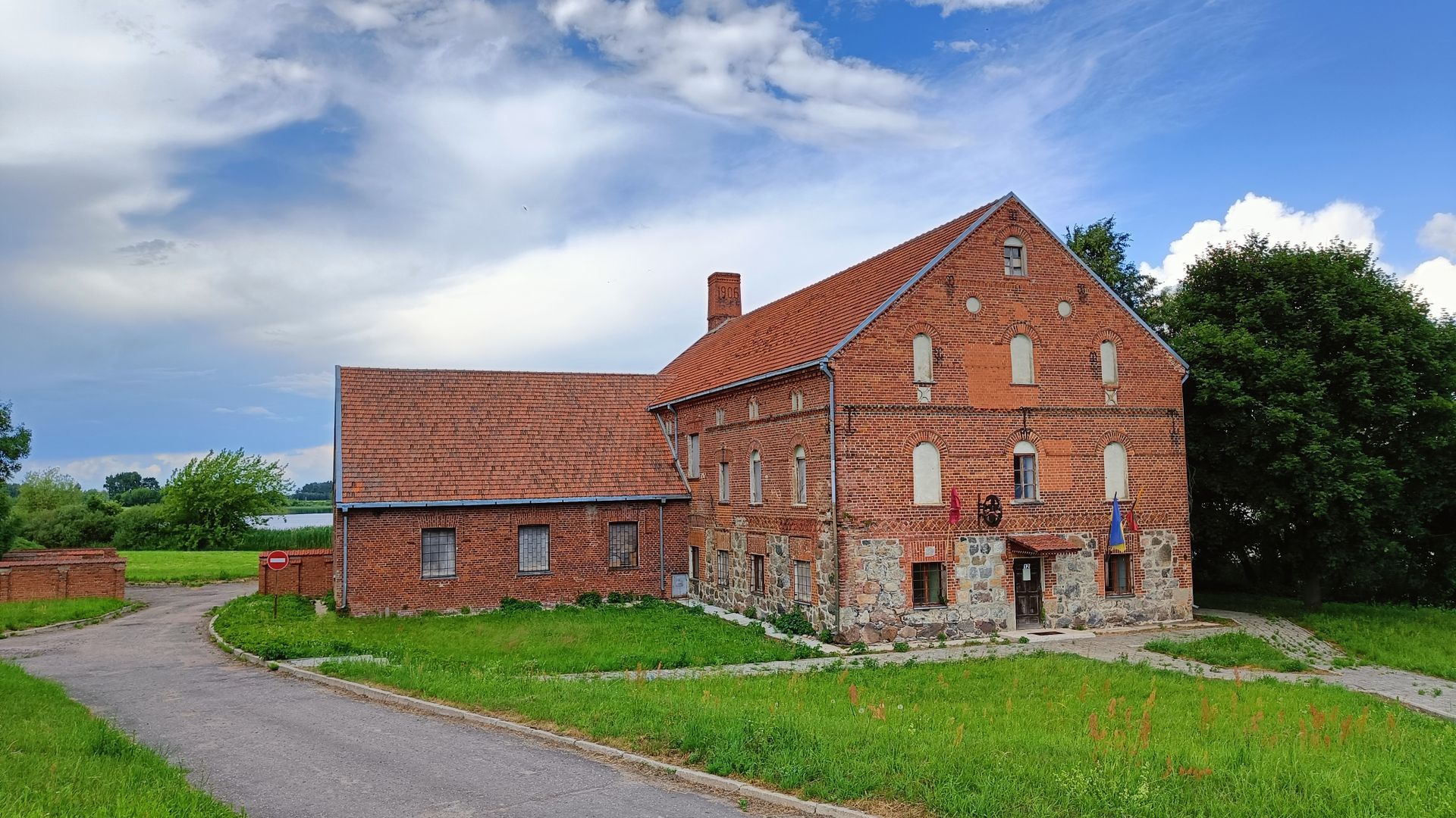 Former Alvitas Manor