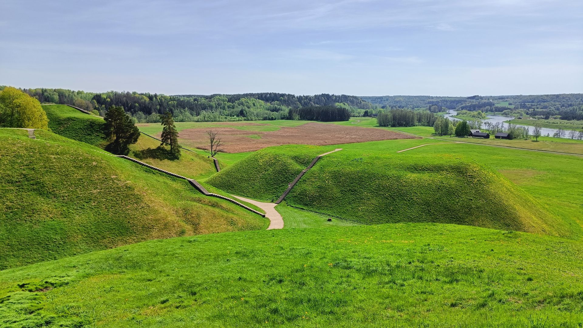 Kernavė Mounds