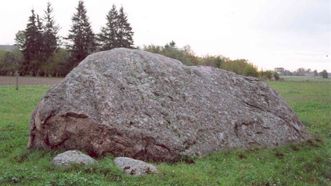 Kadarai Boulder