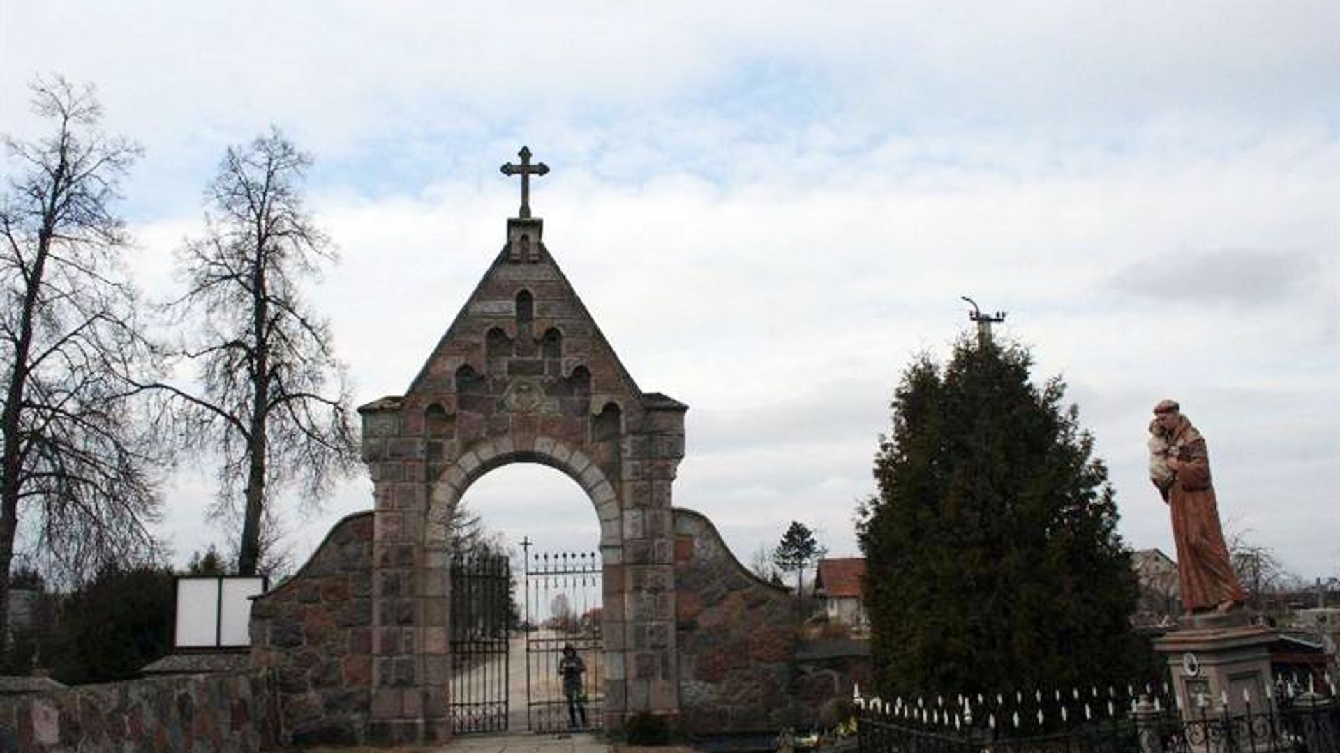 Vilkėnas Cemetery Chapel
