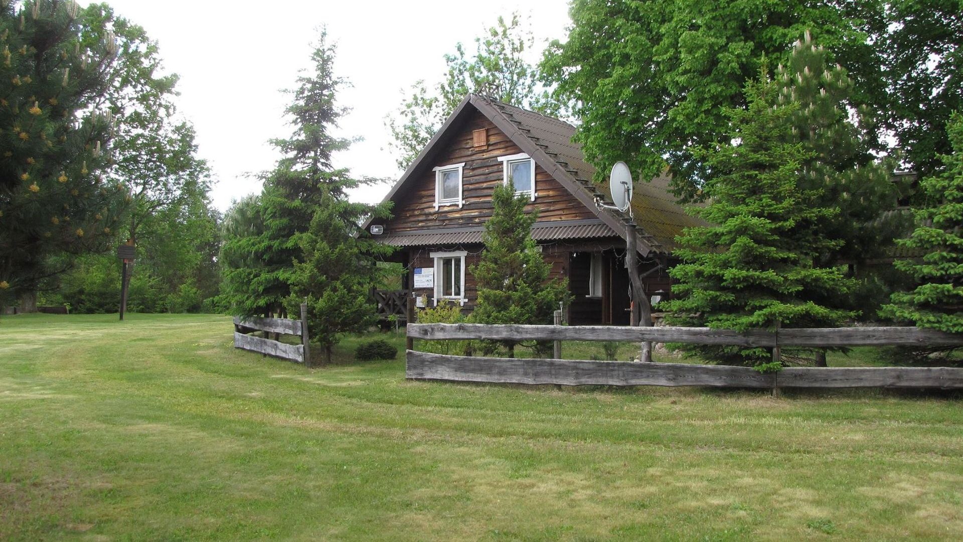 Lapėnai Homestead