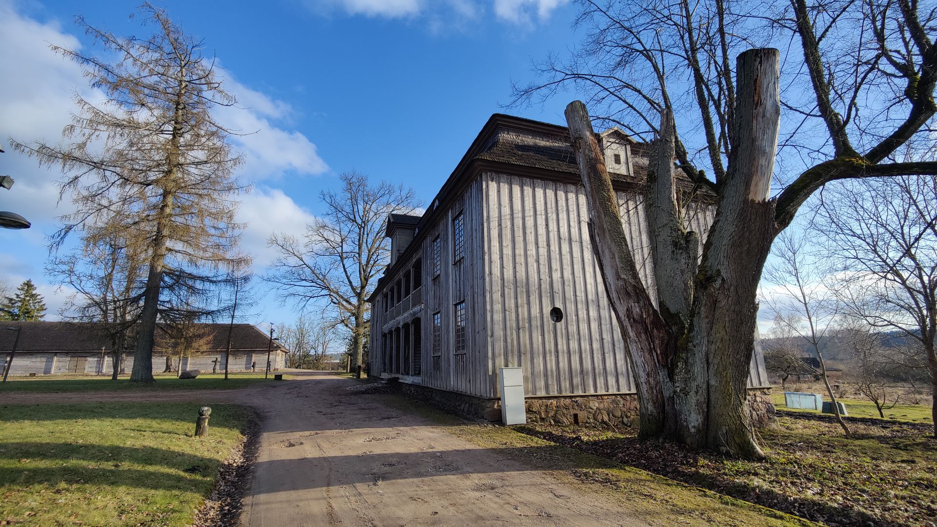 Kurtuvėnai Manor