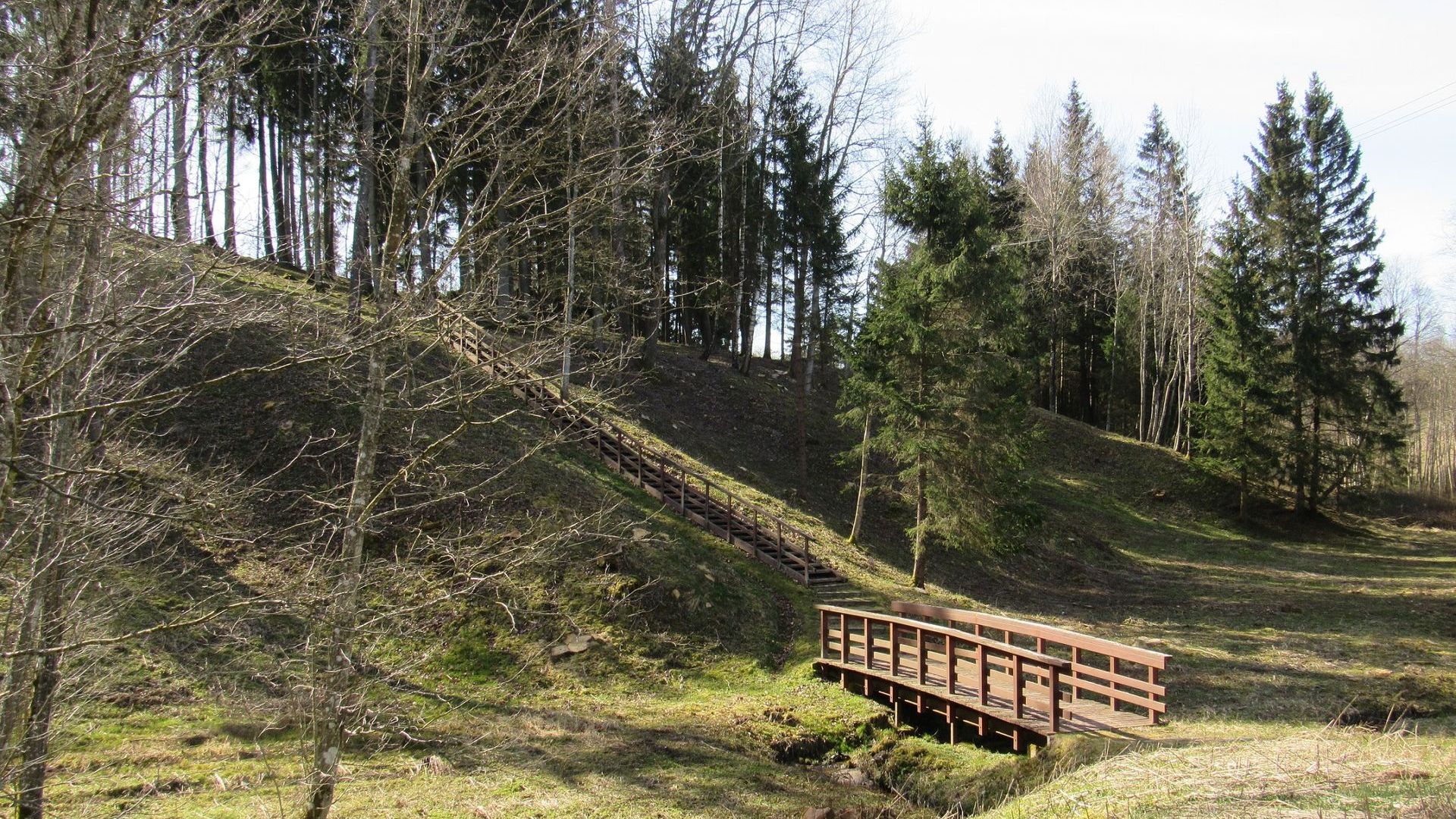 Gegrėnai Mounds