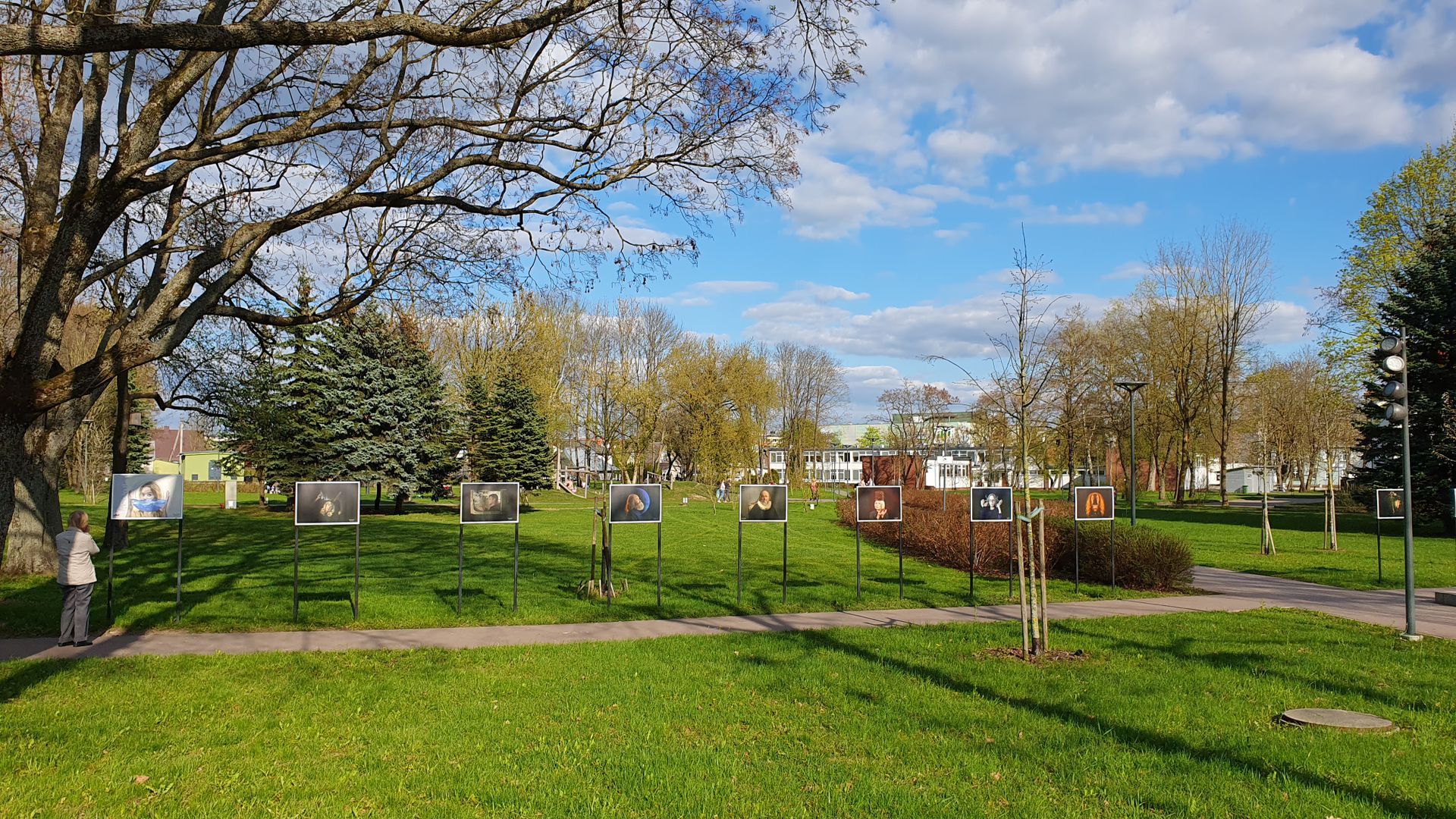 Ramybė Square